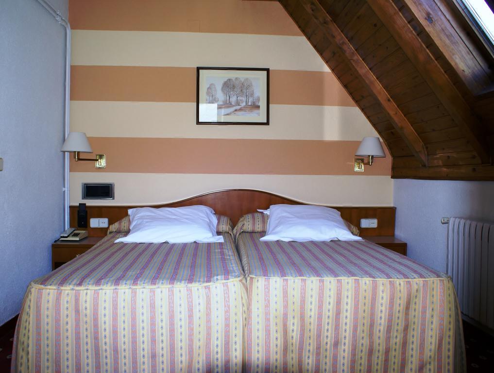 Hotel Edelweiss Артиес Экстерьер фото